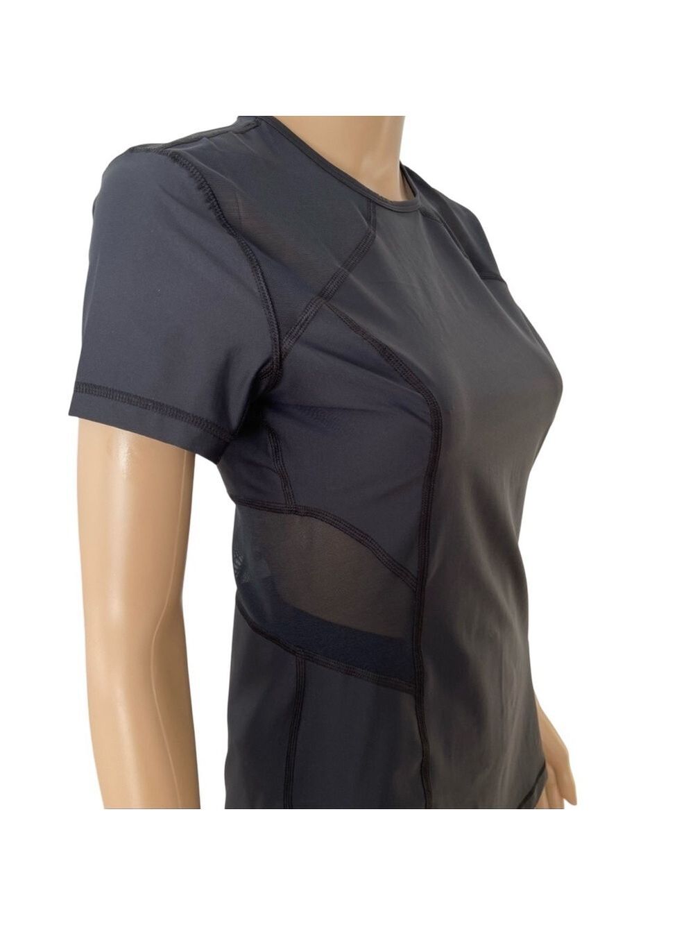Karma Athletics Black Short-Sleeve Fitted Activewear Top Mesh Panels NWT medium